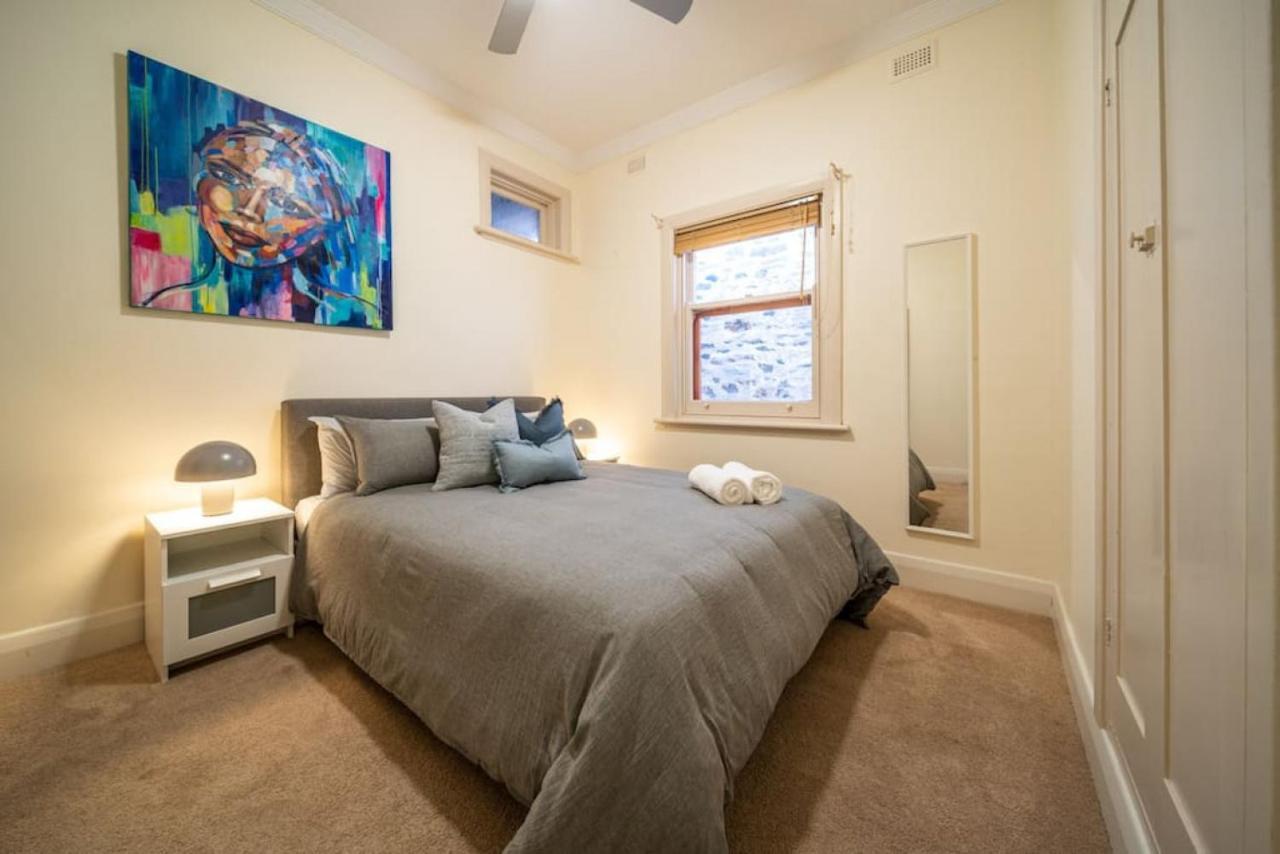 The Fourth Sussex House Apartment Glenelg